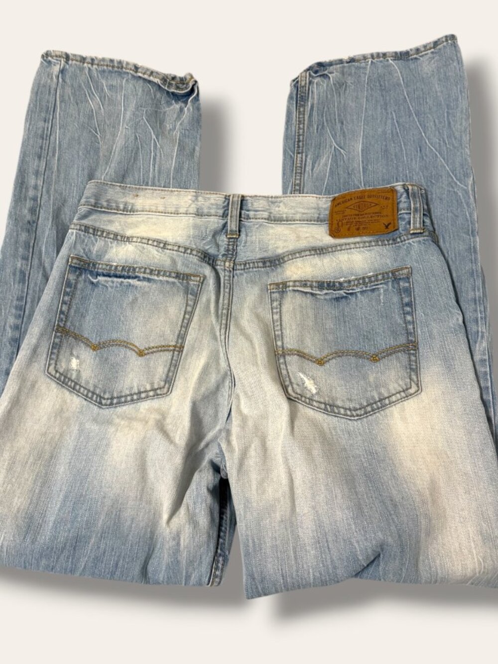 American Eagle Jeans Mens 32x34 Loose Light Wash Distressed Vintage Straight Leg